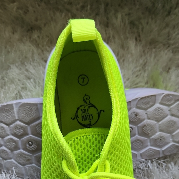 Soulmates Green Athletic Shoes Lightweight Breathable, Size 7 - Picture 3 of 5